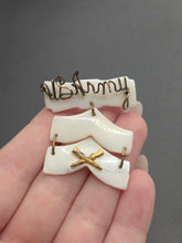 Load image into Gallery viewer, 1940s World War Two US Army Rank MOP Brooch
