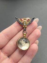 Load image into Gallery viewer, 1940s World War Two US Eagle Photo Drop Brooch
