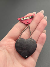 Load image into Gallery viewer, 1940s Pink Wood Heart and Door Photo Brooch
