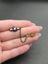 Load image into Gallery viewer, 1940s World War Two USAAF Air Gunner Brooch
