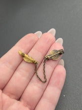 Load image into Gallery viewer, 1940s World War Two USAAF Air Gunner Brooch
