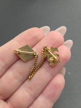 Load image into Gallery viewer, 1940s World War Two RARE USMC Sweetheart Brooch
