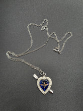 Load image into Gallery viewer, 1940s World War Two Rare USAAF Heart Necklace
