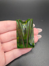 Load image into Gallery viewer, 1940s Chunky Green Bakelite and Metal Dress Clip
