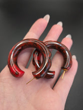 Load image into Gallery viewer, 1940s MEGA Black and Red Marbled Chunky Daisy Edge Hoop Earrings
