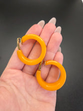 Load image into Gallery viewer, 1940s Huge Chunky Tequila Sunrise Orange/Yellow Bakelite Earrings
