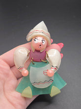 Load image into Gallery viewer, 1940s Coro Dutch Girl Nylon Brooch
