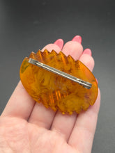 Load image into Gallery viewer, 1940s Carved Bakelite Butterscotch Ribbed Brooch
