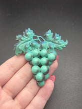 Load image into Gallery viewer, 1940s Turquoise Celluloid Grapes Brooch
