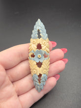 Load image into Gallery viewer, 1940s Huge Carved Forget Me Not Brooch
