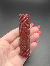 Load image into Gallery viewer, 1940s Chunky Brown Carved Bakelite Bar Brooch
