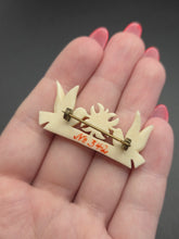 Load image into Gallery viewer, 1940s Carved Edelweiss Dove Brooch
