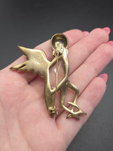 Load image into Gallery viewer, 1940s Unsigned H Pomerantz Figuarl Glass and Metal Bird Brooch
