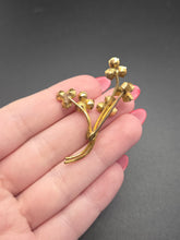 Load image into Gallery viewer, 1950s Purple and Pink Glass Flower Spray Brooch
