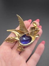 Load image into Gallery viewer, 1940s Huge Chunky Blue Glass Jelly Belly Bird Brooch
