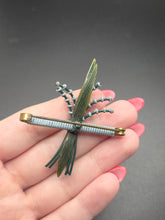 Load image into Gallery viewer, 1940s Blue Make Do and Mend Wirework Bar Brooch
