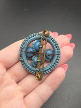 Load image into Gallery viewer, 1940s Make Do and Mend Blue Wirework Brooch
