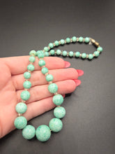 Load image into Gallery viewer, 1930s Deco Green Peking Glass Necklace
