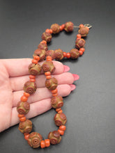 Load image into Gallery viewer, 1940s Brown and Brick Red Galalith Necklace
