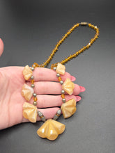Load image into Gallery viewer, 1930s Art Deco Orange Fan/Shell Necklace
