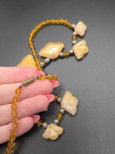 Load image into Gallery viewer, 1930s Art Deco Orange Fan/Shell Necklace
