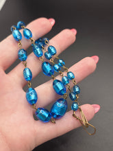 Load image into Gallery viewer, 1920s/1930s Blue Foil Glass Rolled Wire Necklace
