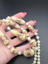Load image into Gallery viewer, 1920s Rare Venetian Murano Cream Wedding Cake Glass Necklace

