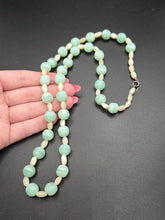 Load image into Gallery viewer, 1930s Mint Green Satin Glass Necklace
