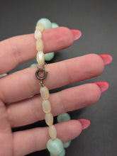 Load image into Gallery viewer, 1930s Mint Green Satin Glass Necklace
