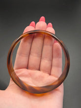 Load image into Gallery viewer, 1930s Torty Effect Graduated Bangle
