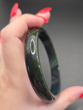 Load image into Gallery viewer, 1940s Blue Moon Bakelite Bangle
