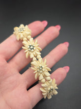 Load image into Gallery viewer, 1940s Carved Cream Tourist Edelweiss Bracelet
