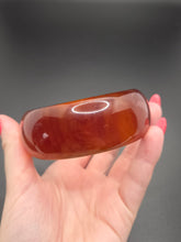 Load image into Gallery viewer, 1940s Chunky Iced Tea Bakelite Bangle
