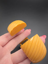 Load image into Gallery viewer, 1940s Creamed Corn Chunky Bakelite Clamper Bangle
