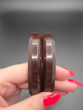 Load image into Gallery viewer, 1940s Dark Chocolate Brown Pressed Bakelite Bangle Set
