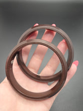 Load image into Gallery viewer, 1940s Dark Chocolate Brown Pressed Bakelite Bangle Set
