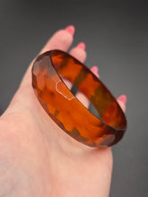 Load image into Gallery viewer, 1940s Iced Tea Faceted Bakelite Bangle
