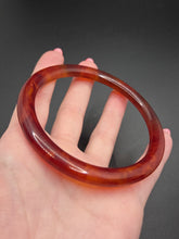 Load image into Gallery viewer, 1940s Red/Brown Marbled French Bakelite Bangle
