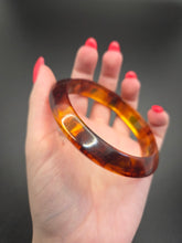 Load image into Gallery viewer, 1940s Inky Root Beer Bakelite Saucer Bangle A
