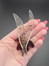 Load image into Gallery viewer, 1940s Carved Bakelite and Lucite Wheatsheaf Brooch
