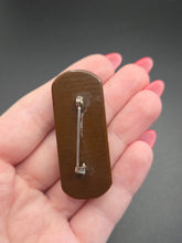 Load image into Gallery viewer, 1940s Carved Bakelite Brown Brooch
