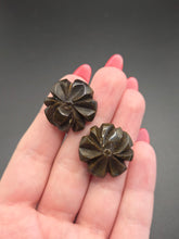 Load image into Gallery viewer, 1940s Carved Bakelite Brown Screwback Earrings
