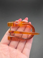 Load image into Gallery viewer, 1930s Torty Effect 3D Buckle
