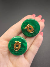 Load image into Gallery viewer, 1940s/1950s French Green Marble Clip Bakelite Dome Earrings
