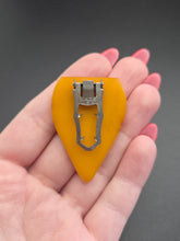 Load image into Gallery viewer, 1940s American Chunky Butterscotch Bakelite Dress Clip
