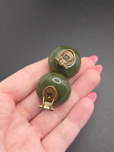 Load image into Gallery viewer, 1940s Chunky Dark Pear Green Marbled Bakelite Clip Earrings
