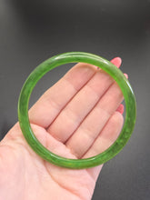 Load image into Gallery viewer, 1940s Sheer Green Marbled Bakelite Bangle
