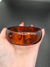 Load image into Gallery viewer, 1940s Inky Root Beer Chunky Bakelite Bangle
