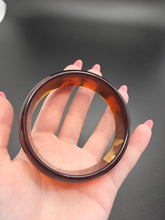 Load image into Gallery viewer, 1940s Inky Root Beer Chunky Bakelite Bangle
