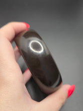 Load image into Gallery viewer, 1940s Dark Green Bakelite Bangle C
